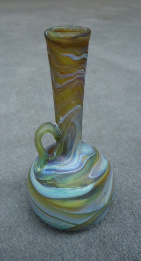 Long neck bulb
                  bottom vase 6 1/4"