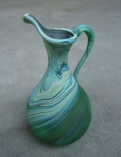 Bulb shaped pitcher 8 1/2