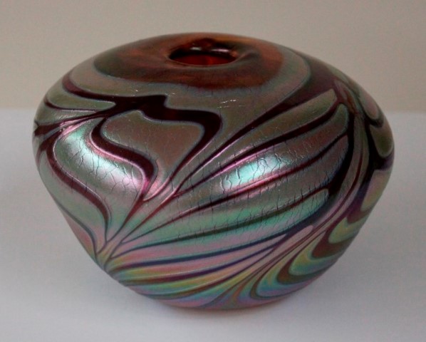 Swirl low vase