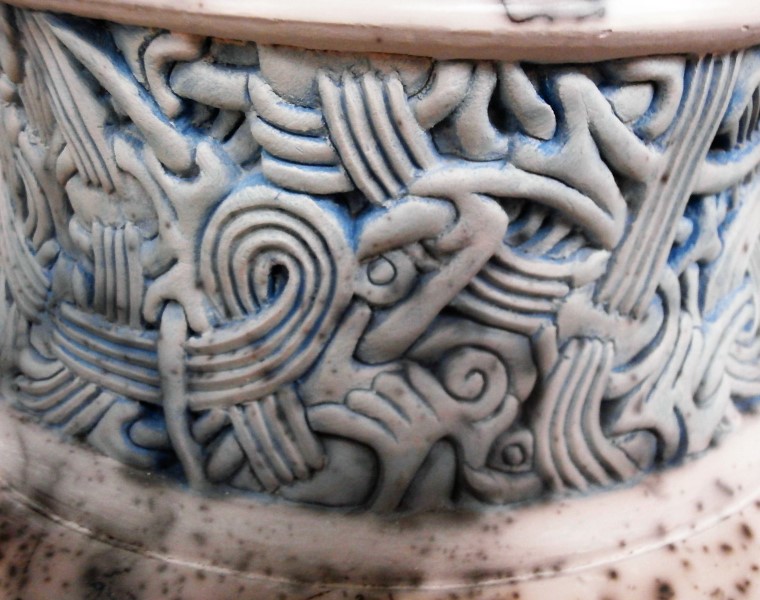 Jeff Margolin pot with lid detail