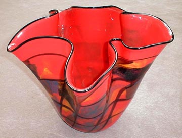 Nemtoi hand-blown glass
                  vases